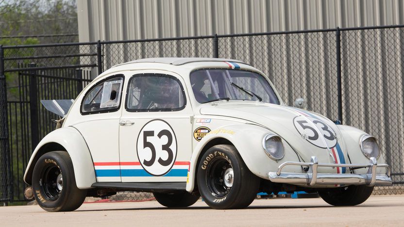 'Herbie' el Volkswagen escarabajo de las películas Disney con el número 53.